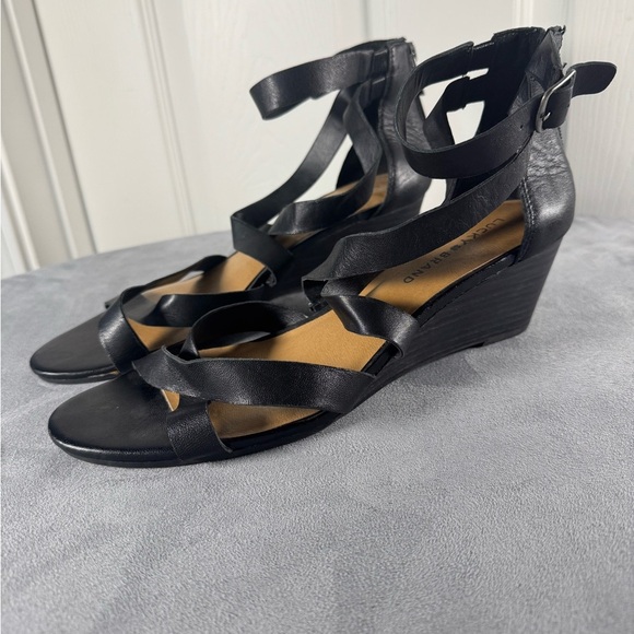 COPY - Lucky Brand Black Leather Low Wedge Strappy Sandals Womens Size 10 - Picture 5 of 8